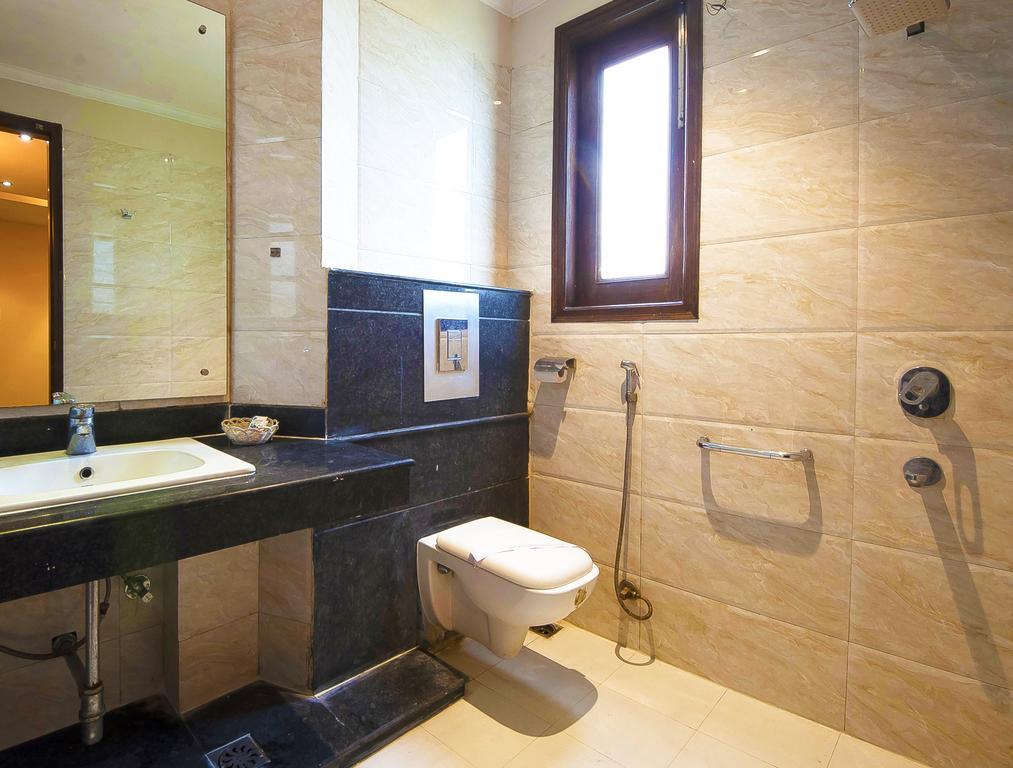 Centre Hotel 3*